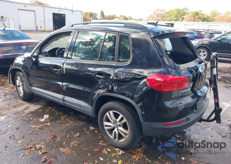 2016 Volkswagen Tiguan S z USA, uszkodzony, nr VIN WVGBV7AX4GW597848